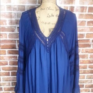 Flowy Boho Peasant Top Blue Lace Bell Sleeve 28W